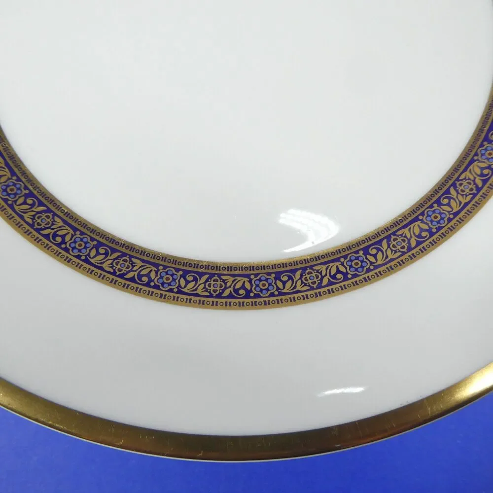 Royal Doulton Harlow - 8 Salad Luncheon Plates 8